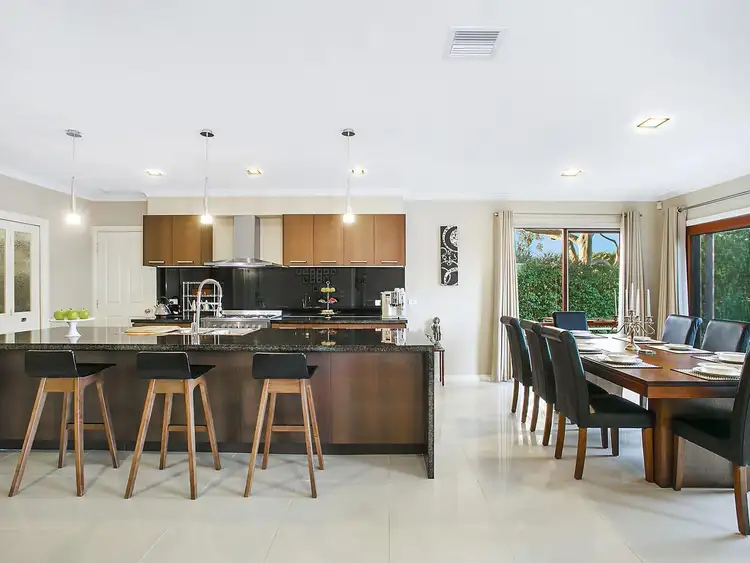 Second view of Homely house listing, 4 Inverell Avenue, Mount Waverley VIC 3149