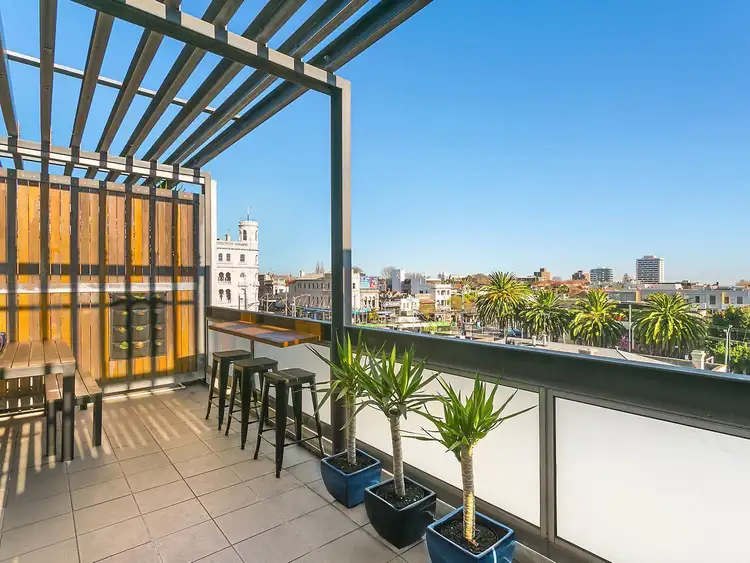 43/64 Fitzroy Street, St Kilda VIC 3182
