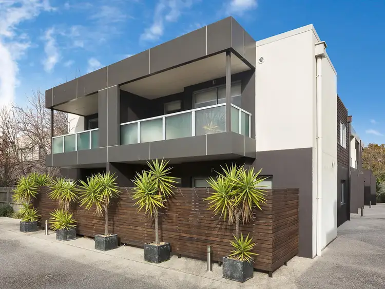 Main view of Homely apartment listing, 24/4A Lansdowne Road, St Kilda East VIC 3183