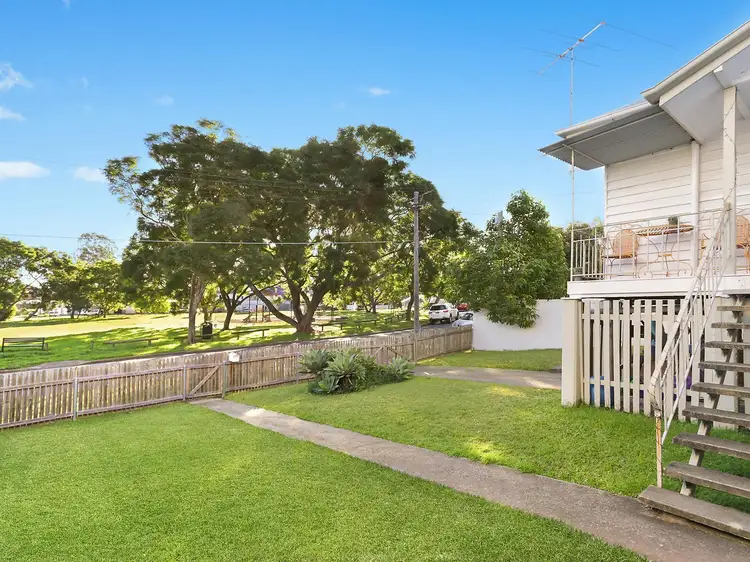 39 Ormuz Road, Yeronga QLD 4104
