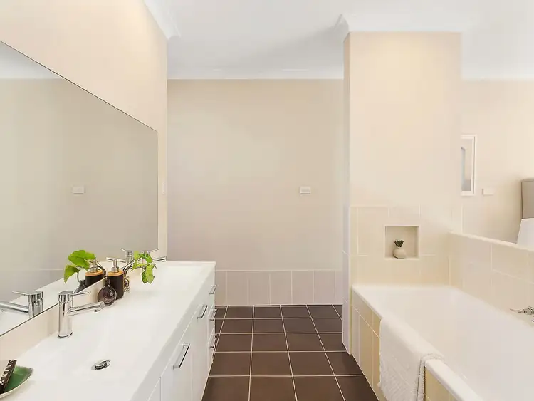 Sixth view of Homely house listing, 33 Kerns Road, Kincumber NSW 2251