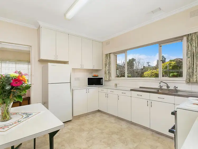 Second view of Homely house listing, 38 Hillview Avenue, Mount Waverley VIC 3149