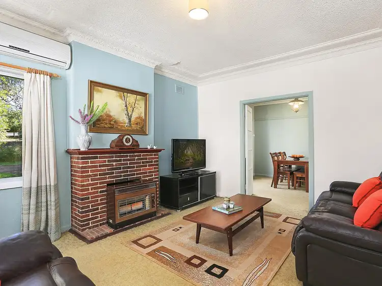 Second view of Homely house listing, 87 Wakehurst Parkway, Seaforth NSW 2092