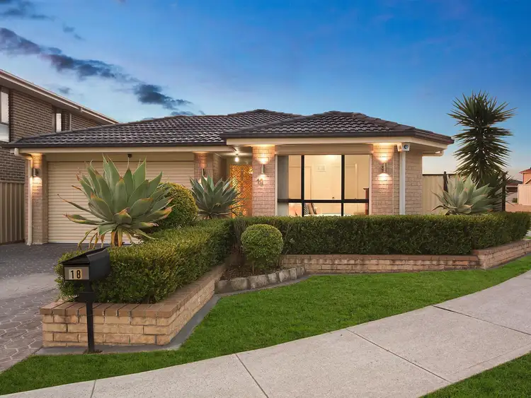 18 Rowan Place, Prestons NSW 2170