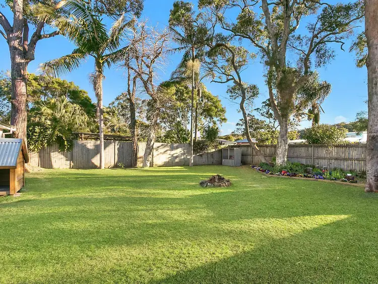 Fifth view of Homely house listing, 18 Shamrock Drive, Berkeley Vale NSW 2261