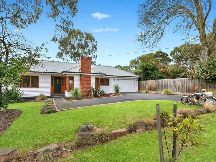 6 Cheeseman Street, Croydon VIC 3136
