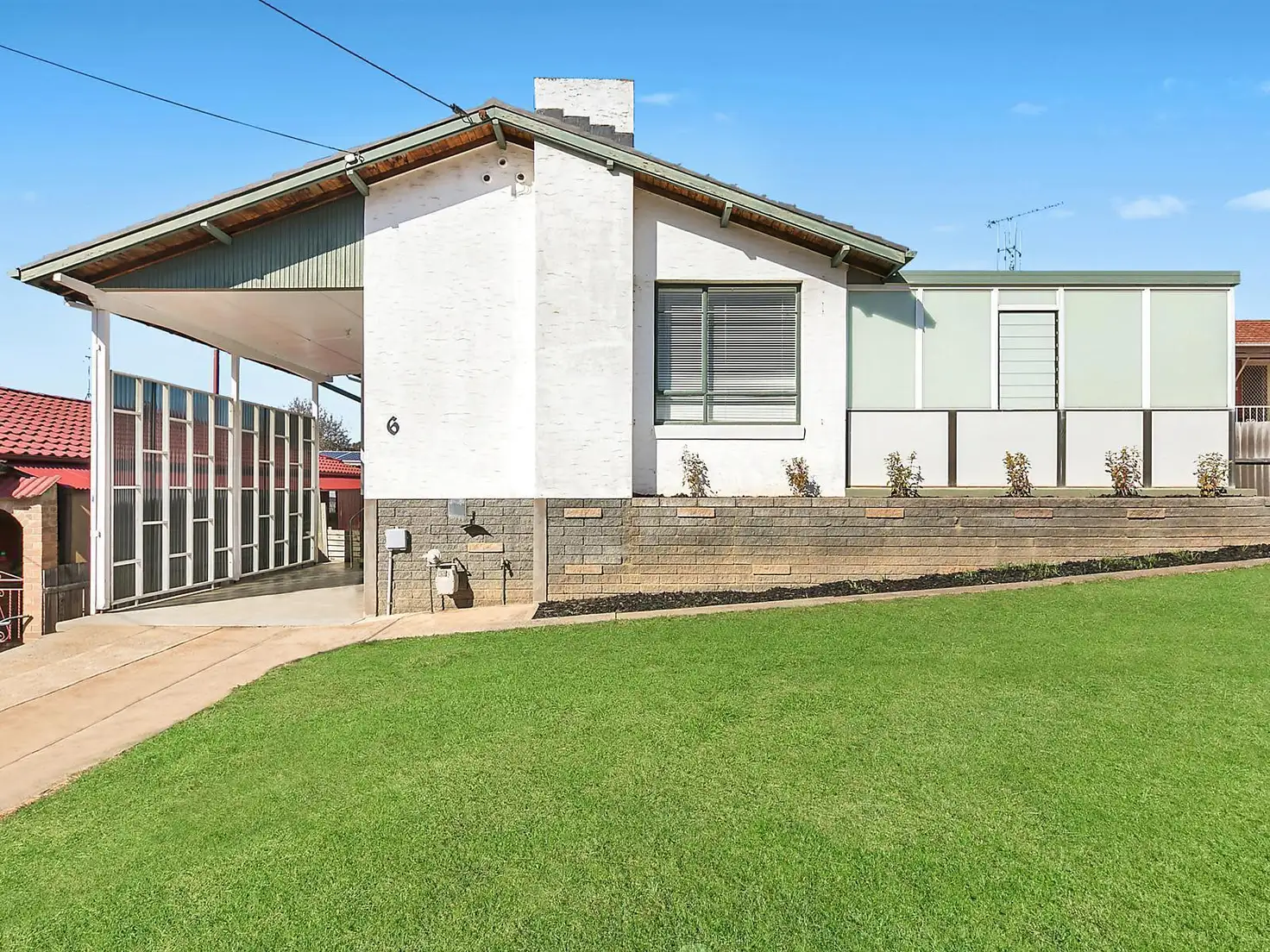 Main view of Homely house listing, 6 Hambly Place, Queanbeyan NSW 2620