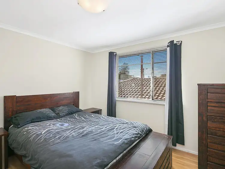 Fifth view of Homely house listing, 6 Hambly Place, Queanbeyan NSW 2620