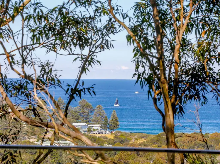 Second view of Homely house listing, 33A Queens Avenue, Avalon Beach NSW 2107