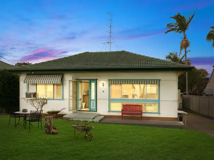 Main view of Homely house listing, 4 Warwick Avenue, Mannering Park NSW 2259