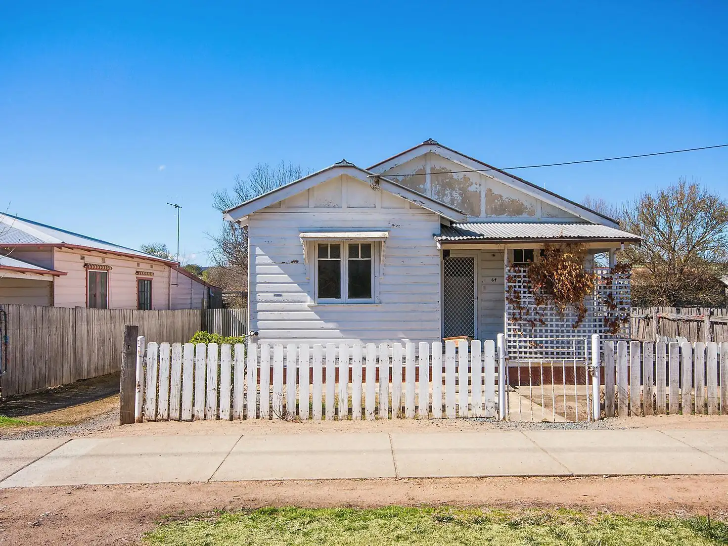 Main view of Homely house listing, 64 Stornaway Road, Queanbeyan NSW 2620