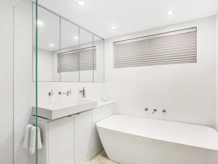 Fifth view of Homely apartment listing, 2/23 Parraween Street, Cremorne NSW 2090