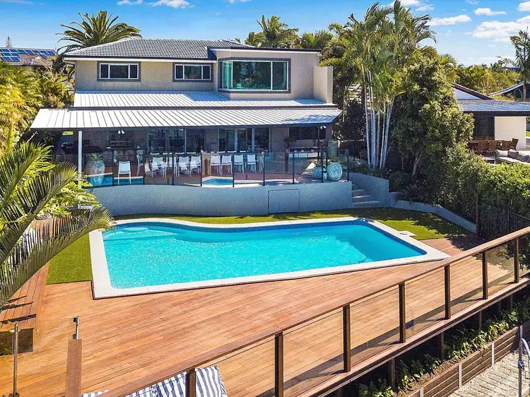 8 Wallaby Place, Sorrento QLD 4217