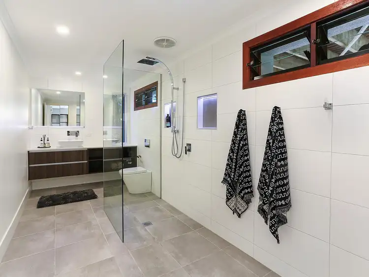Sixth view of Homely house listing, 2 Martin Place, Ashmore QLD 4214