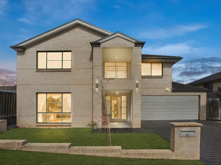 11 Neva Street, Glenfield NSW 2167