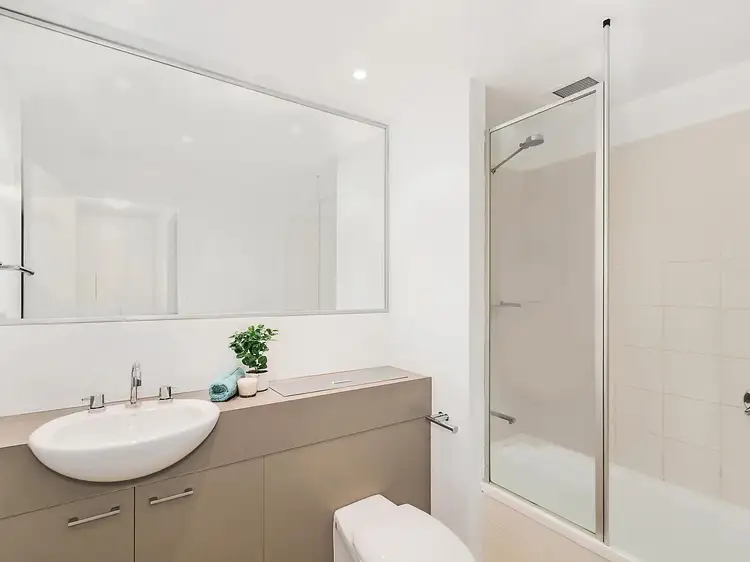 Fifth view of Homely apartment listing, 202/71 Beeston Street, Teneriffe QLD 4005