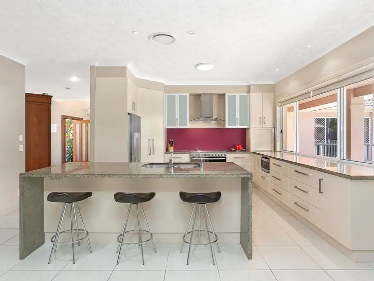 30 Christa Way, Benowa Waters QLD 4217