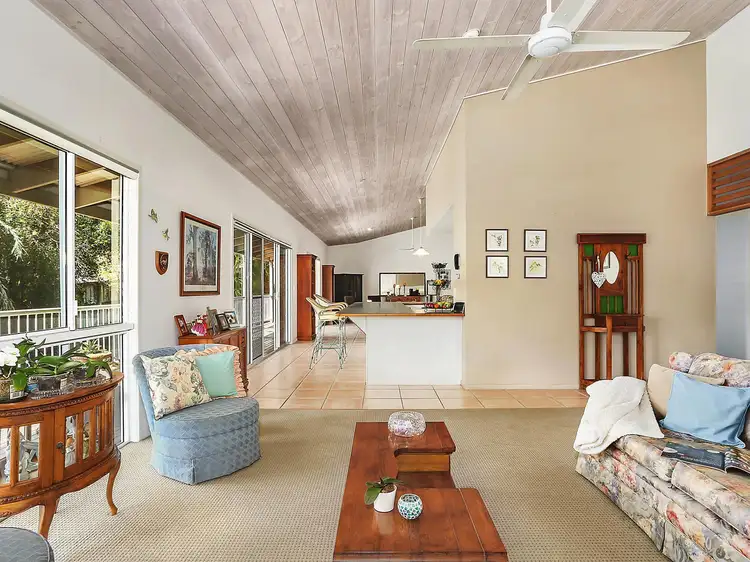 3 Driftwood Drive, Castaways Beach QLD 4567