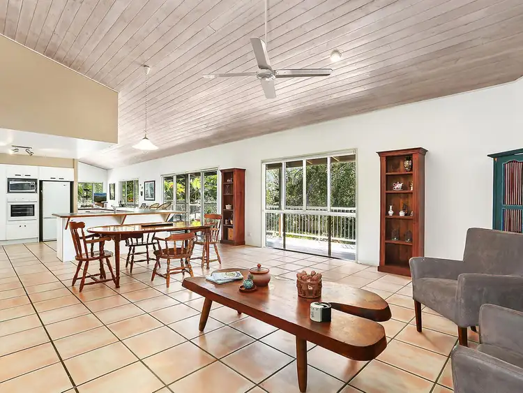 Sixth view of Homely house listing, 3 Driftwood Drive, Castaways Beach QLD 4567