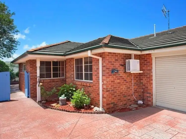 Main view of Homely villa listing, 2/28 Murray Street, Booker Bay NSW 2257
