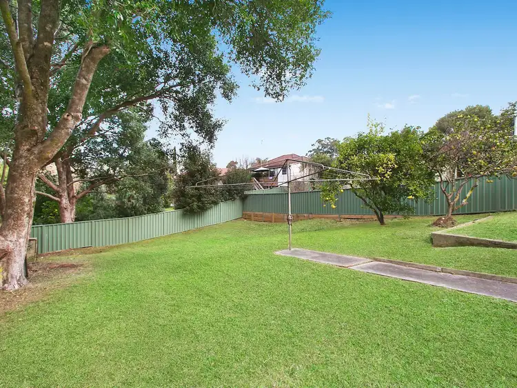 Fourth view of Homely house listing, 1 Pooraka Avenue, West Wollongong NSW 2500