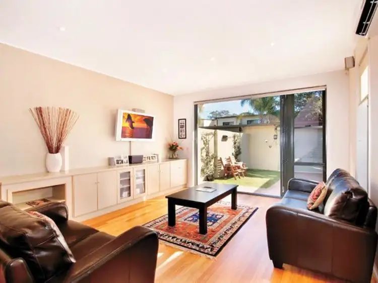 143 Lawrence Street, Alexandria NSW 2015