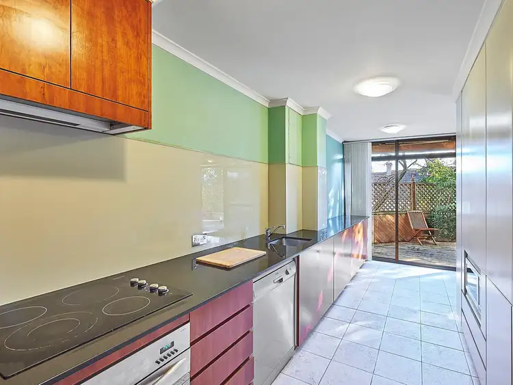 Fifth view of Homely apartment listing, 10/4 New McLean Street, Edgecliff NSW 2027