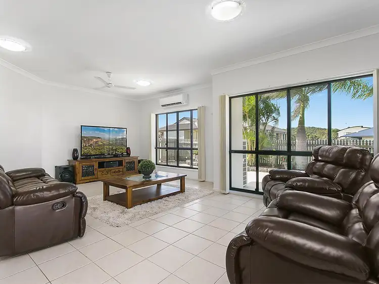 Fifth view of Homely house listing, 7 Sorrento Way, Zilzie QLD 4710
