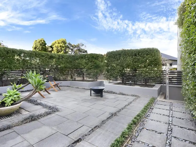 1/29 Dalley Street