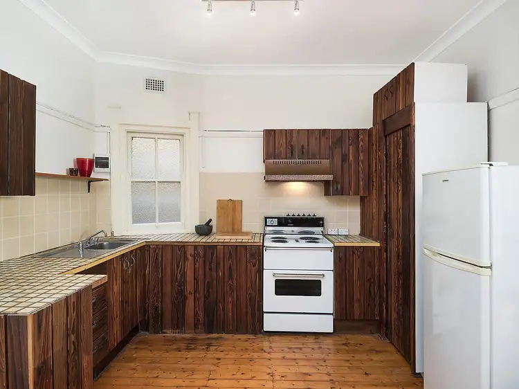 2/11 Havelock Avenue, Coogee NSW 2034