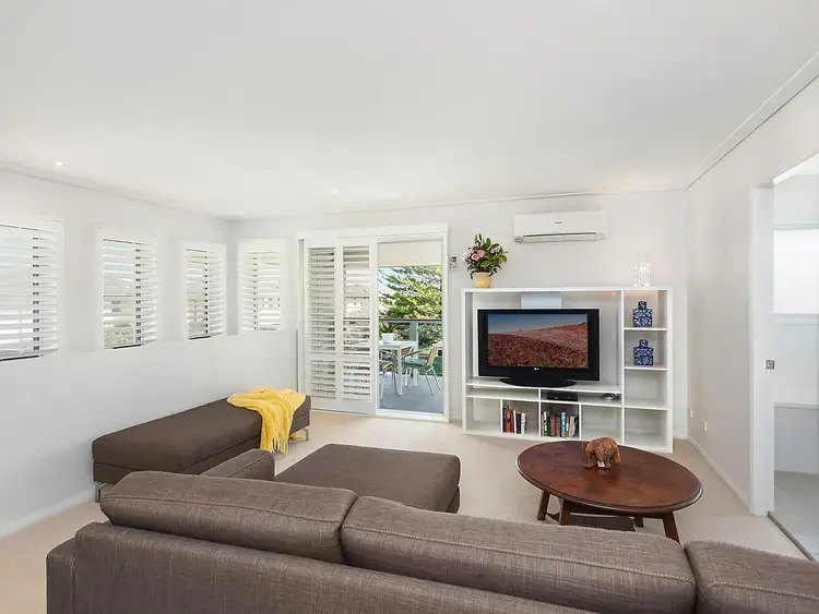 Fourth view of Homely villa listing, 5/82 Hutton Road, The Entrance North NSW 2261