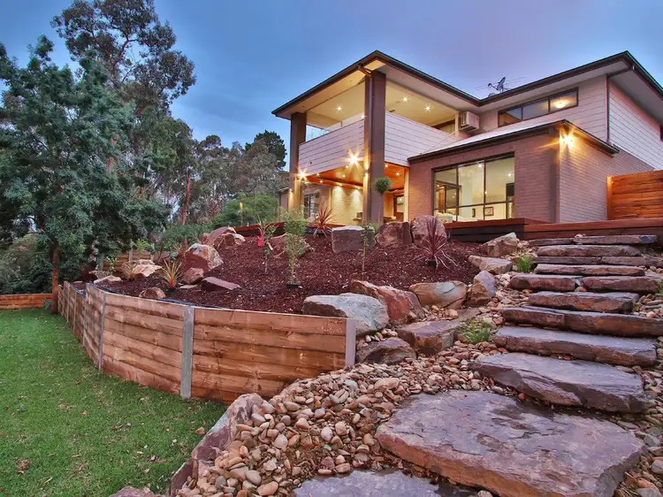 16 Jumping Creek Road, Wonga Park VIC 3115