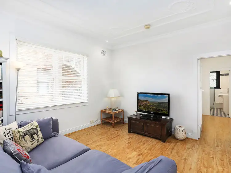 9/111 Carabella Street, Kirribilli NSW 2061