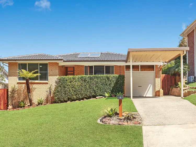 4 Fragar Avenue, Wyoming NSW 2250