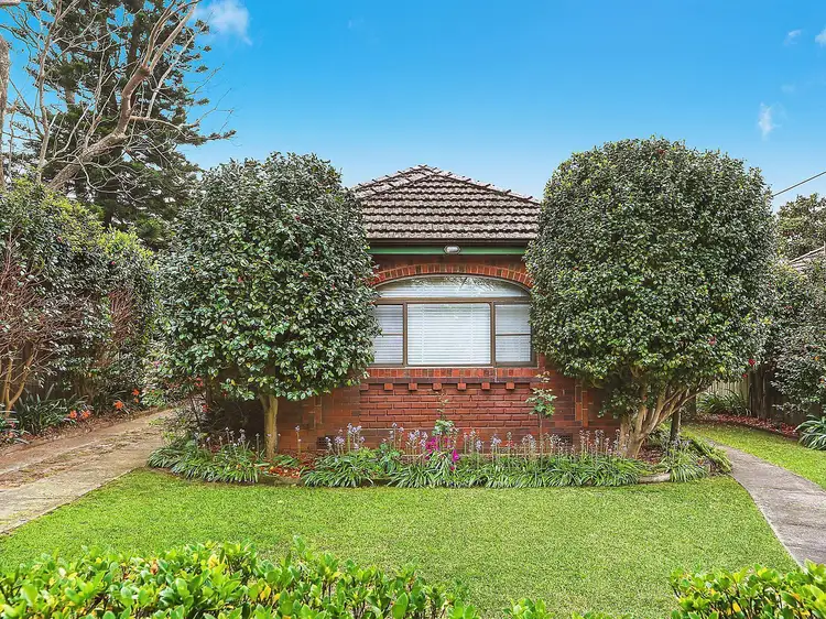 7 Summerville Crescent, Willoughby NSW 2068