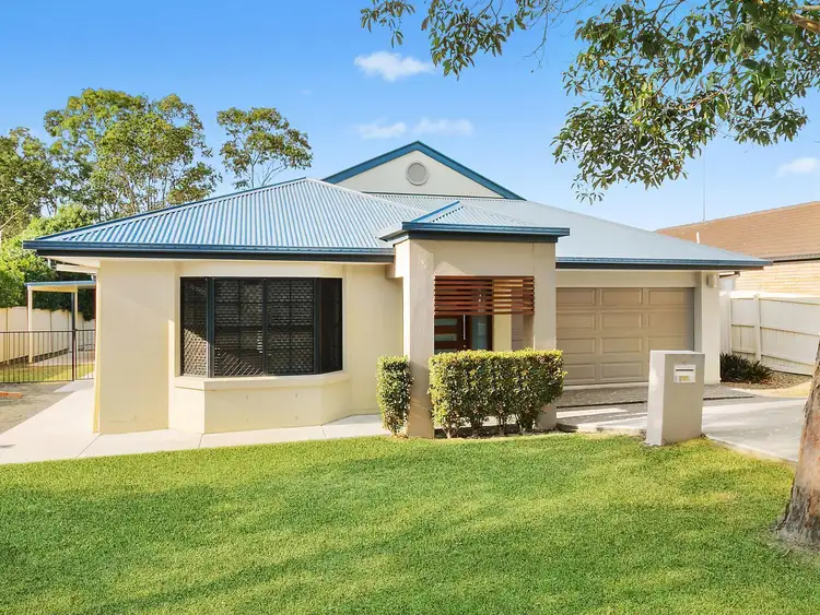 4 Berkshire Place, Springfield Lakes QLD 4300