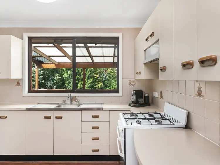Third view of Homely house listing, 6 Gardenia Close, Narara NSW 2250
