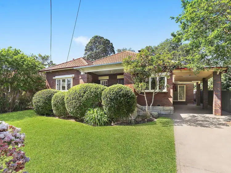 15 Addison Avenue, Roseville NSW 2069