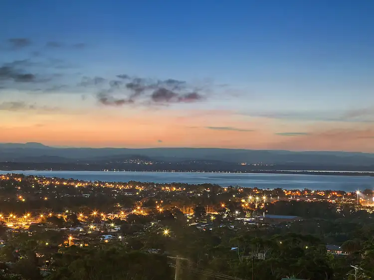 13 Stephenson Road, Bateau Bay NSW 2261