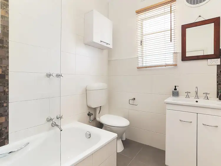 Fifth view of Homely apartment listing, 5/176 Inkerman Street, St Kilda East VIC 3183