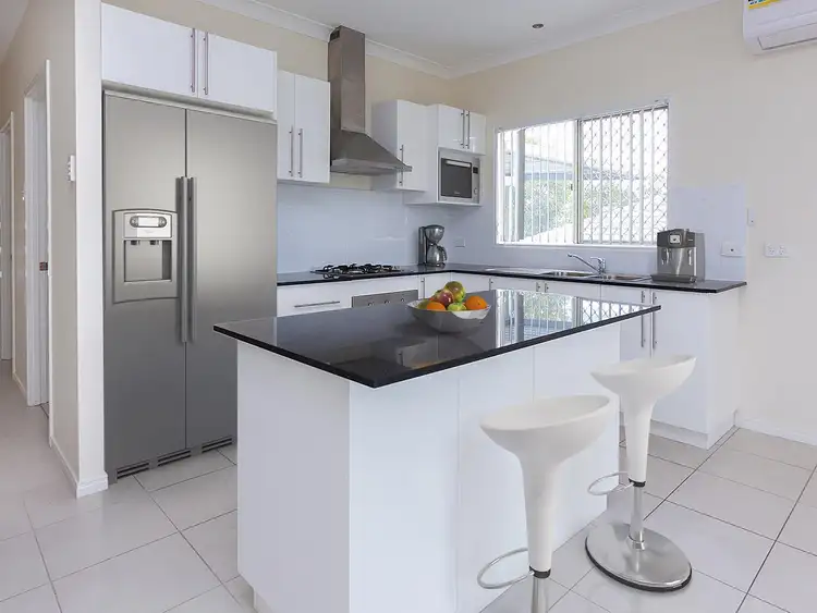 Fourth view of Homely house listing, 8 Yellowstone Way, Springfield Lakes QLD 4300