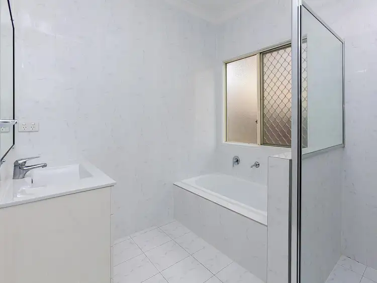 Seventh view of Homely house listing, 8 Yellowstone Way, Springfield Lakes QLD 4300