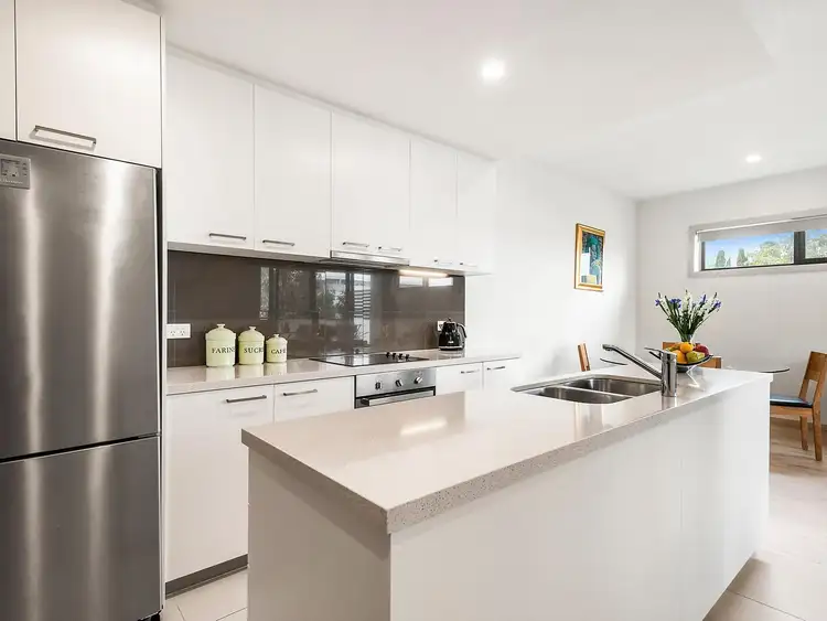 Third view of Homely apartment listing, 14/2 Albert Avenue, Oakleigh VIC 3166