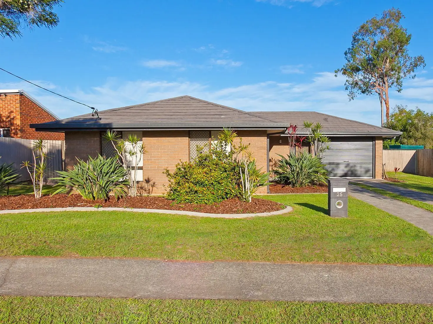 Main view of Homely house listing, 25 Emerald Drive, Regents Park QLD 4118