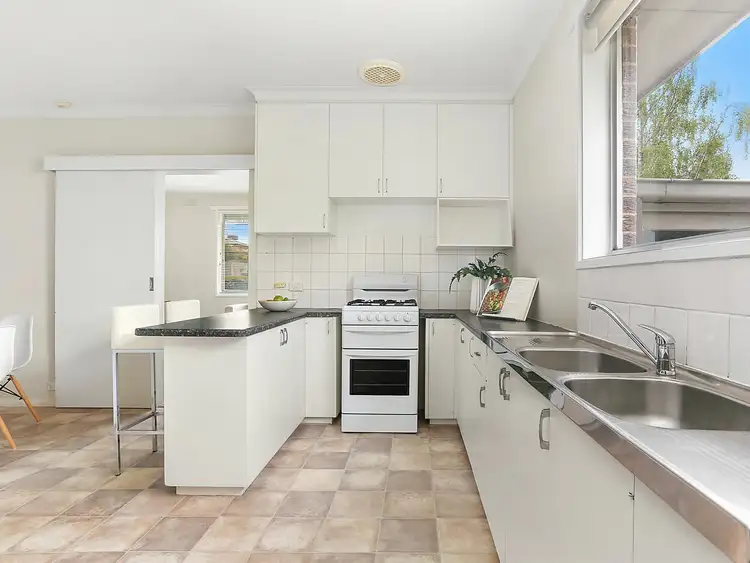 Third view of Homely unit listing, 6/2-4 Munro Avenue, Mount Waverley VIC 3149