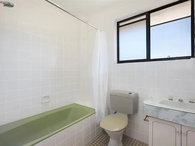 Fifth view of Homely townhouse listing, 4/27 Mowatt Street, Queanbeyan NSW 2620