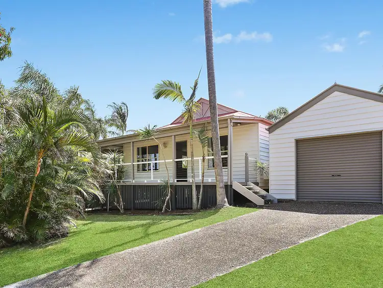 5 Defender Court, Sunrise Beach QLD 4567