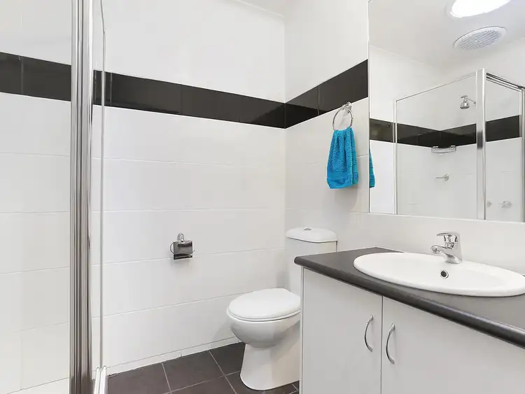 Fifth view of Homely unit listing, 2/1 Beal Street, Mount Waverley VIC 3149