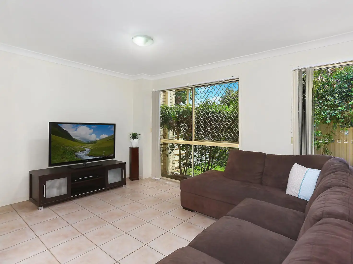 Main view of Homely townhouse listing, 2/20 Douma Drive, Mudgeeraba QLD 4213