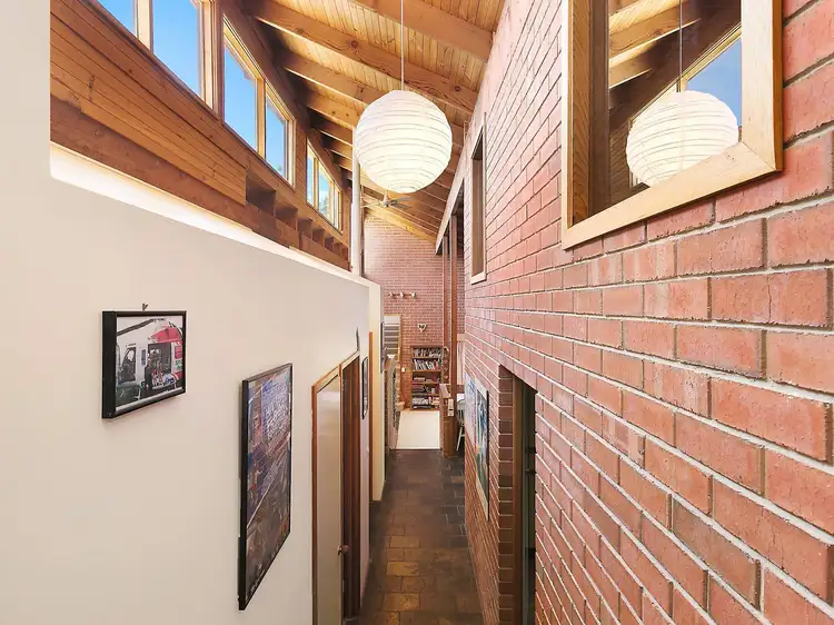 Fifth view of Homely house listing, 7 Hardie Close, Macarthur ACT 2904
